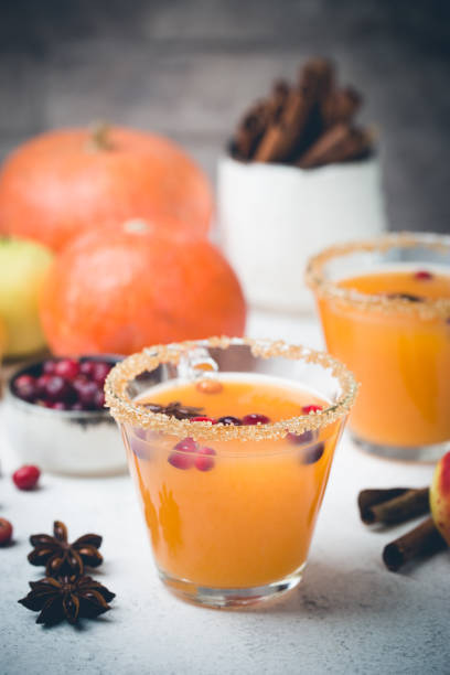 istock Spicy hot pumpkin punch 1275537399