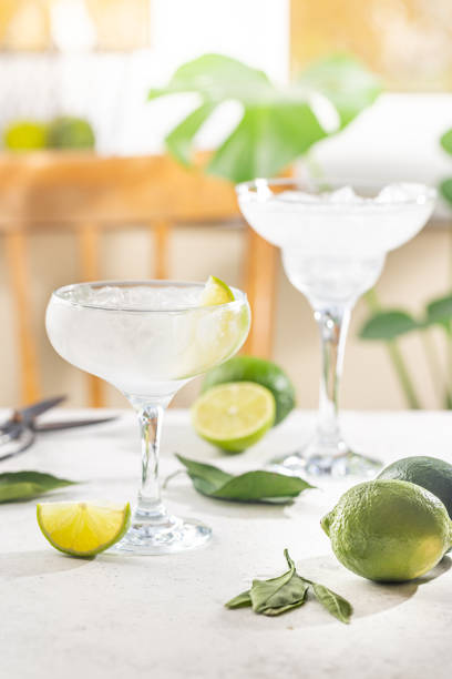 istock Alcoholic Margarita cocktail 1275542308