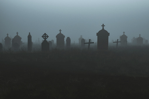Cementerio espeluznante por la noche photo