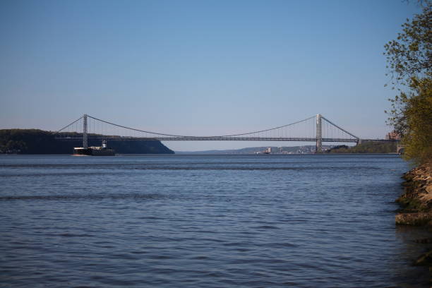 istock The floating Washington bridge over the Hudson river 1275660640