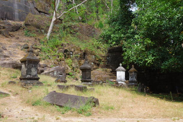istock Vat Phou and Associated Ancient Settlements within the Champasak Cultural Landscape 1275712479