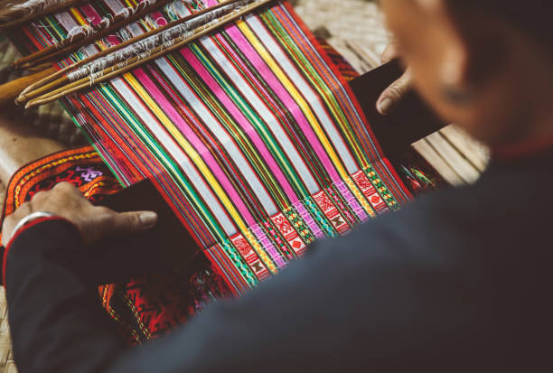 istock The Li Ethnic Minority in China - Weaving 1275770210