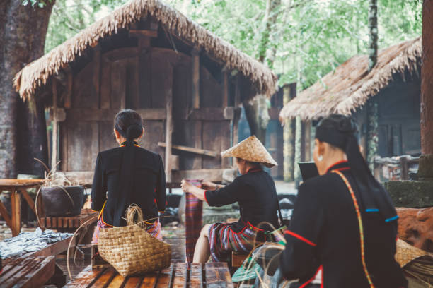 The Li Ethnic Minority Groups in China