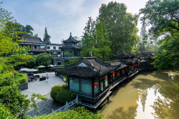 istock Yangzhou Chinese garden and ancient architecture landscape 1275791688