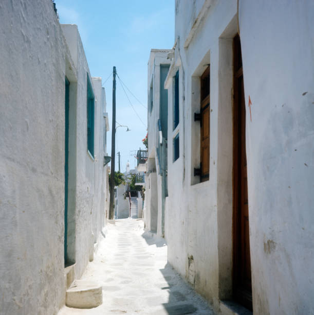 istock Street on Mykonos, Greece 1275831002