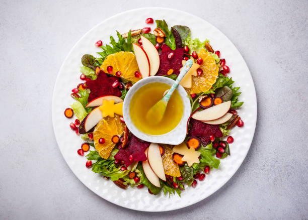 istock Christmas wreath salad 1275839420
