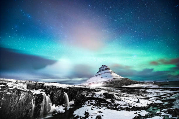 istock Northern lights in Mount Kirkjufell Iceland 1275857331