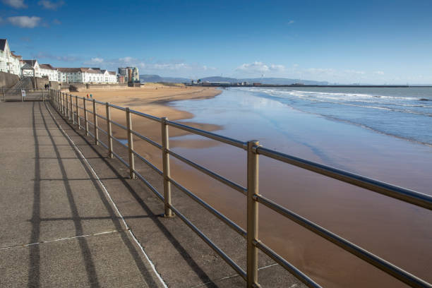 istock Swansea Bay promenade 1275867154