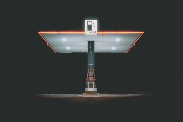 Gas Station Dark and Moody convenience store stock pictures, royalty-free photos & images
