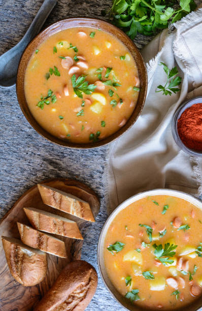 istock Frankfurt soup with sausage slices and potatoes 1276069256