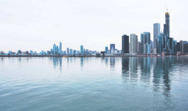 istock Chicago’s Skyline in the Distance 1276105064