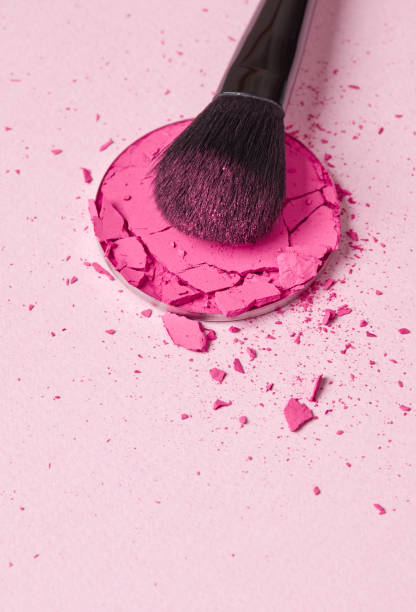 istock Make up brush with pink make up powder 1276419669
