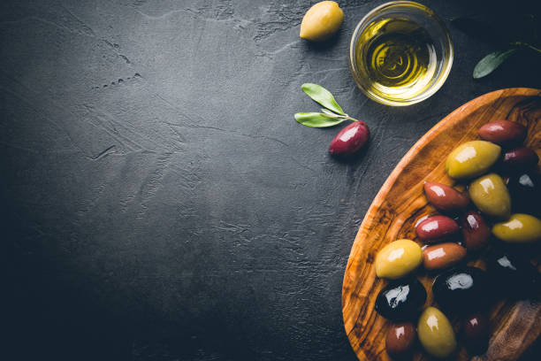 istock Black and green olives 1276446674