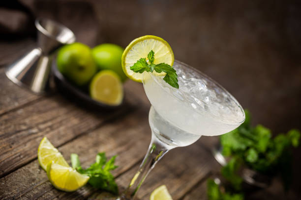 istock Cocktail margarita with lime 1276456438