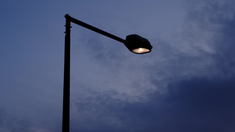 When it's morning, the street lights that illuminate the city streets turn off automatically