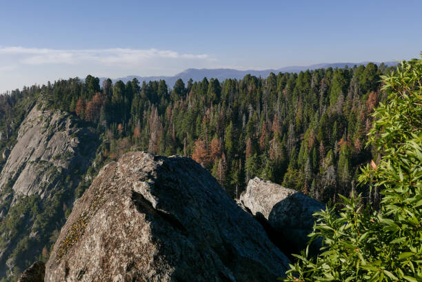 istock Moro Rock is a granite dome rock formation in Sequoia National Park 1276576049