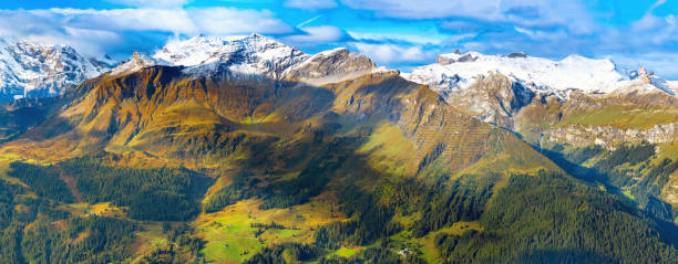 panorama delle alpi svizzere prima neve, svizzera - jungfraujoch jungfrau bernese oberland monch foto e immagini stock