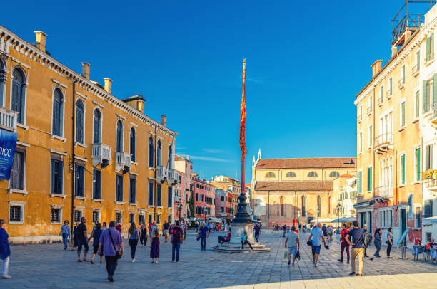 venice town square with typical architecture - stefano imagens e fotografias de stock