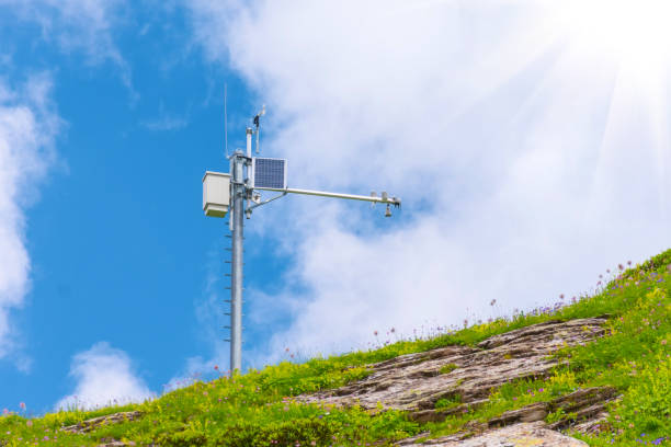 Automatic weather station, with a weather monitoring system at the top of the mountain range. Automatic weather station, with a weather monitoring system at the top of the mountain range hygrometer photos stock pictures, royalty-free photos & images