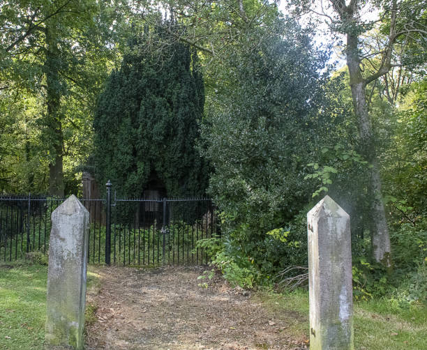 istock The Darroch Mausoleum and Gourock Park 1276673908