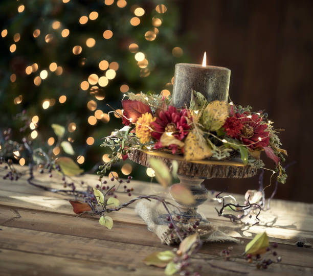 istock Holiday Candle and Wreath 1276723000