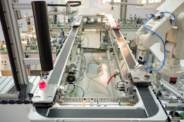 istock Industry 4.0 smart factory concept; artificial intelligence in production. 1276763907