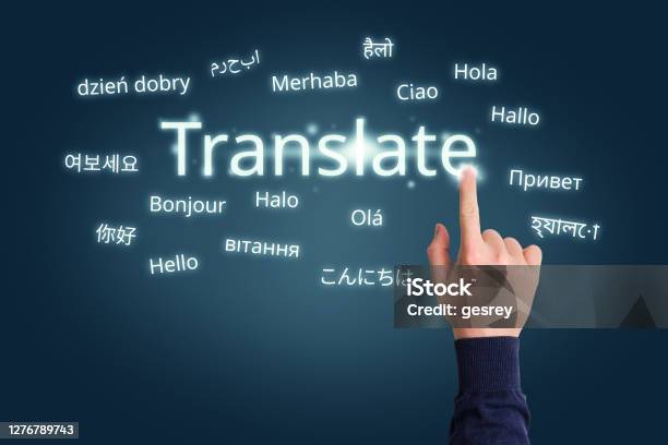 Konsep Terjemahan Dari Berbagai Bahasa Dengan Menunjuk Tangan Foto Stok - Unduh Gambar Sekarang