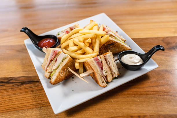 delicious club sandwich - club sandwich sandwich french fries turkey imagens e fotografias de stock