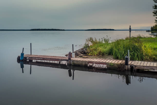 vista del lago oneida a cicerone, ny - oneida foto e immagini stock