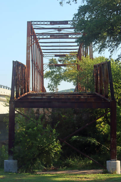 istock Iron old abandoned bridge no longer in use 1277000623