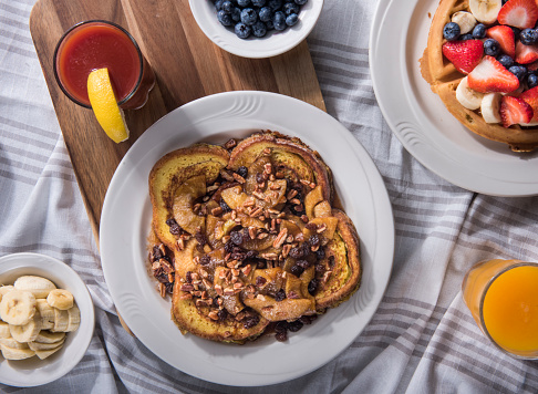 Spiral cinnamon French toast (Click for more)