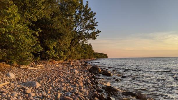 istock Sunset over Lake Superior (photo16) 1277038438