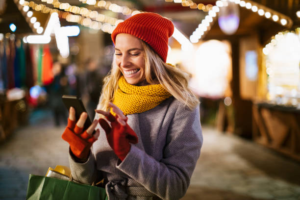 istock Staying informed at all times 1277057135