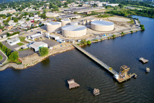 istock Aerial View of Refinery Along the Delaware River 1277067620