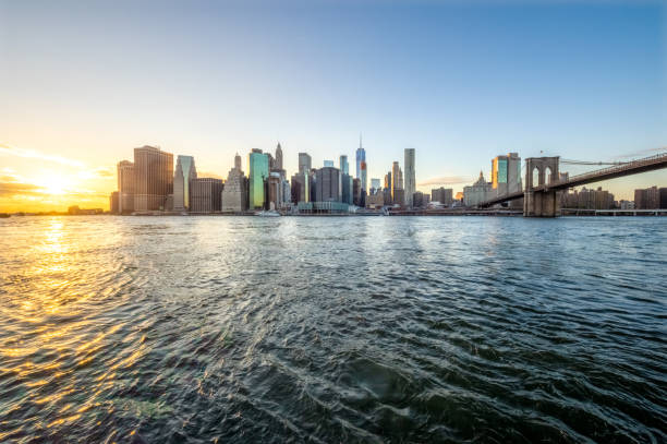 manhattan skyline z brooklyn bridge park - new york city new york state brooklyn clear sky zdjęcia i obrazy z banku zdjęć