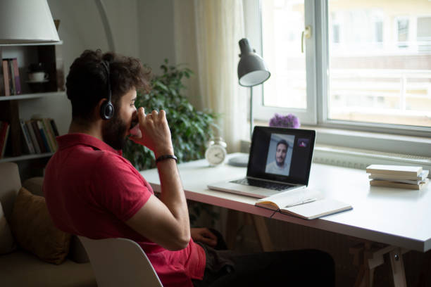 istock Connecting with the business world anywhere, anytime 1277201647