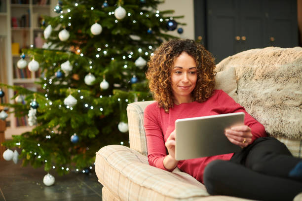 istock last minute christmas shopping 1277224452