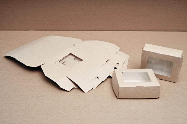 istock Paper, environmentally friendly disposable tableware for a sandwich, lunch, dessert. 1277238795
