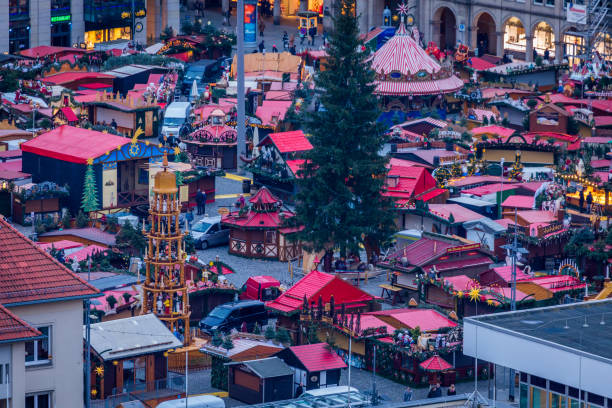 istock Christmas market from above - Dresden Striezelmarkt at evening – Germany 1277248523