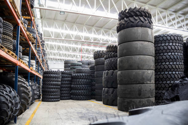 istock A lot of tire piled 1277249660