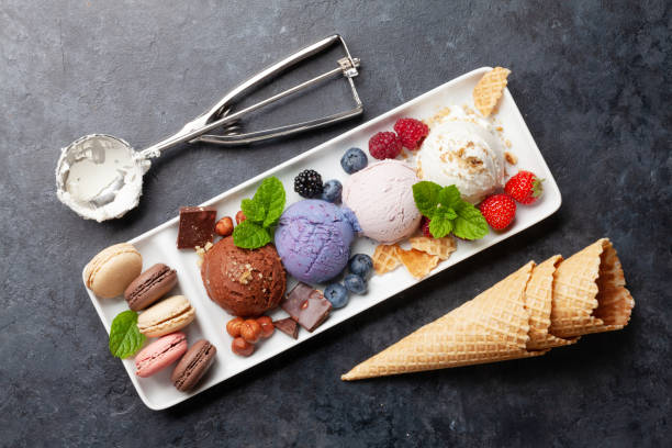 istock Berry, vanilla and chocolate ice cream sundae 1277344007