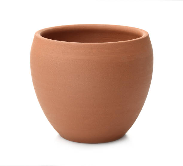 olla de barro vacía sin pintar - terra cotta pot fotografías e imágenes de stock