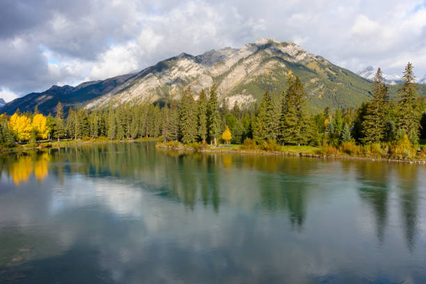 istock Sulphur Mountain Banff, Alberta Kanada travel destination 1277512905