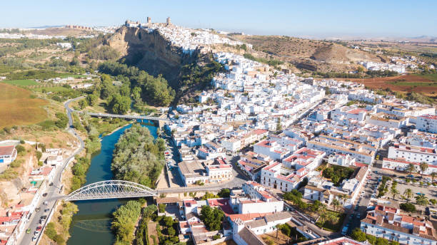 vies of a traditional andalusian town of white houses aerial view of arcos de la frontera town, Spain grazalema stock pictures, royalty-free photos & images
