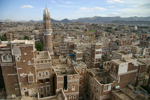 The Old City of Sana'a in Yemen, which has been inhabited for more than 2500 years, is situated in a mountain valley at an altitude of 2200 m.