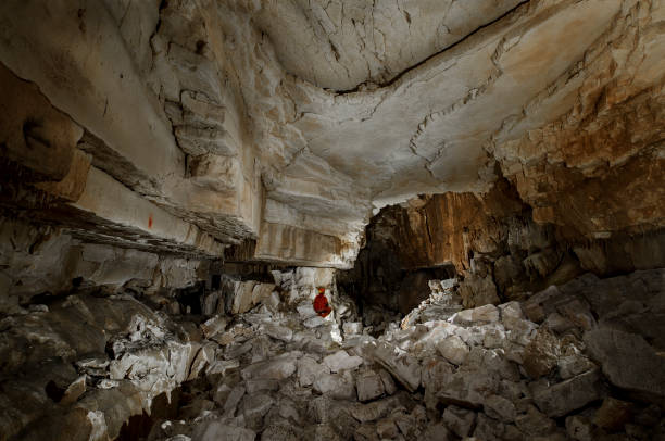 cueva de sant'angelo - southern belle fotografías e imágenes de stock