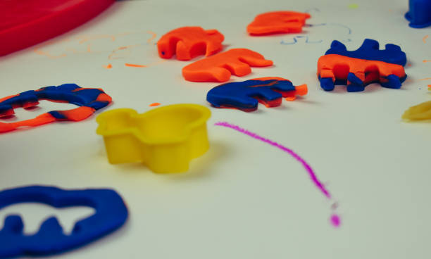 play-doh elephants - playdoh imagens e fotografias de stock