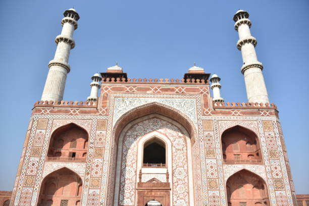 akbar tomb, sikandara, agra, indie - akbars tomb zdjęcia i obrazy z banku zdjęć