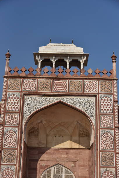 akbar tomb, sikandara, agra, indie - akbars tomb zdjęcia i obrazy z banku zdjęć