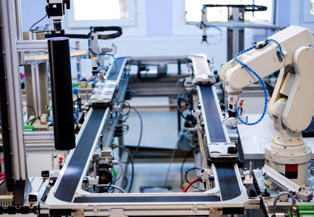 istock Industry 4.0 smart factory concept; artificial intelligence in production. 1277744570